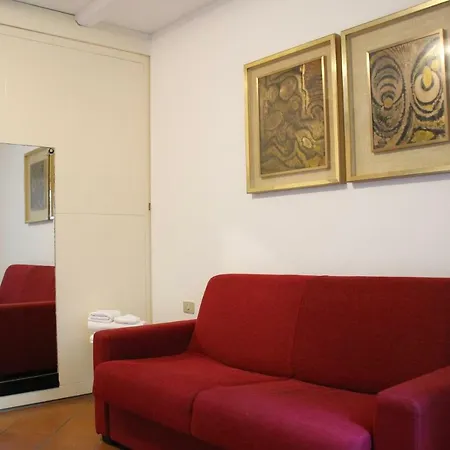 Lägenhet Basement Turati 3 -consulates District